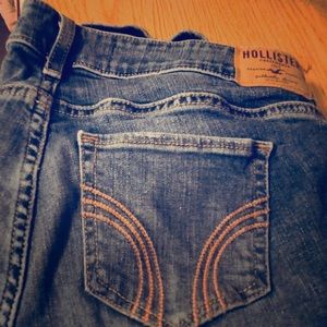Hollister Jeans $20 TWO pairs 9S